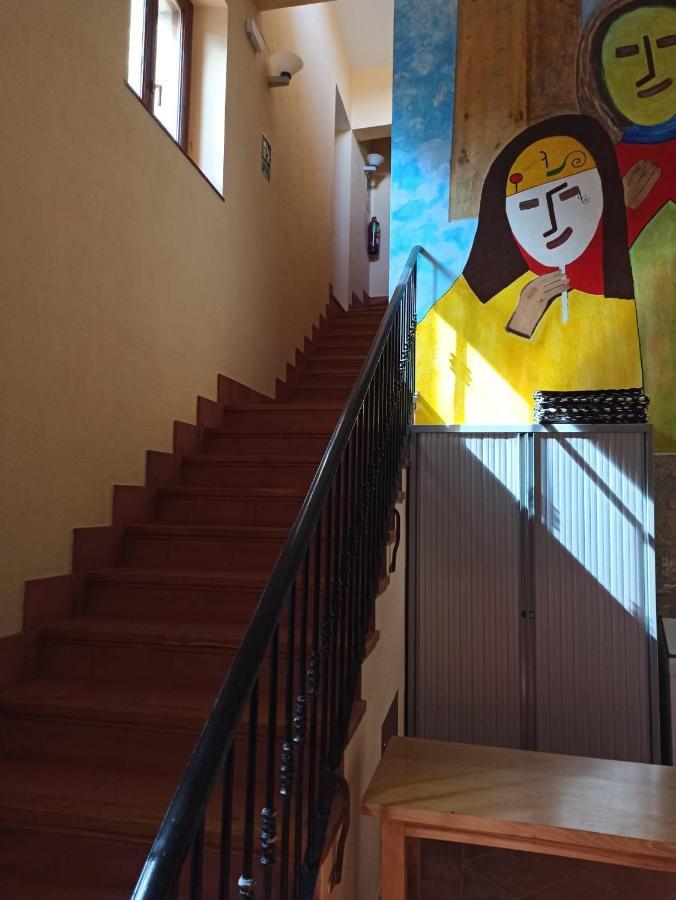 Albergue De Sos Del Rey Catolico Bagian luar foto