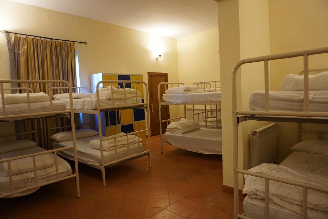 Albergue De Sos Del Rey Catolico Bagian luar foto