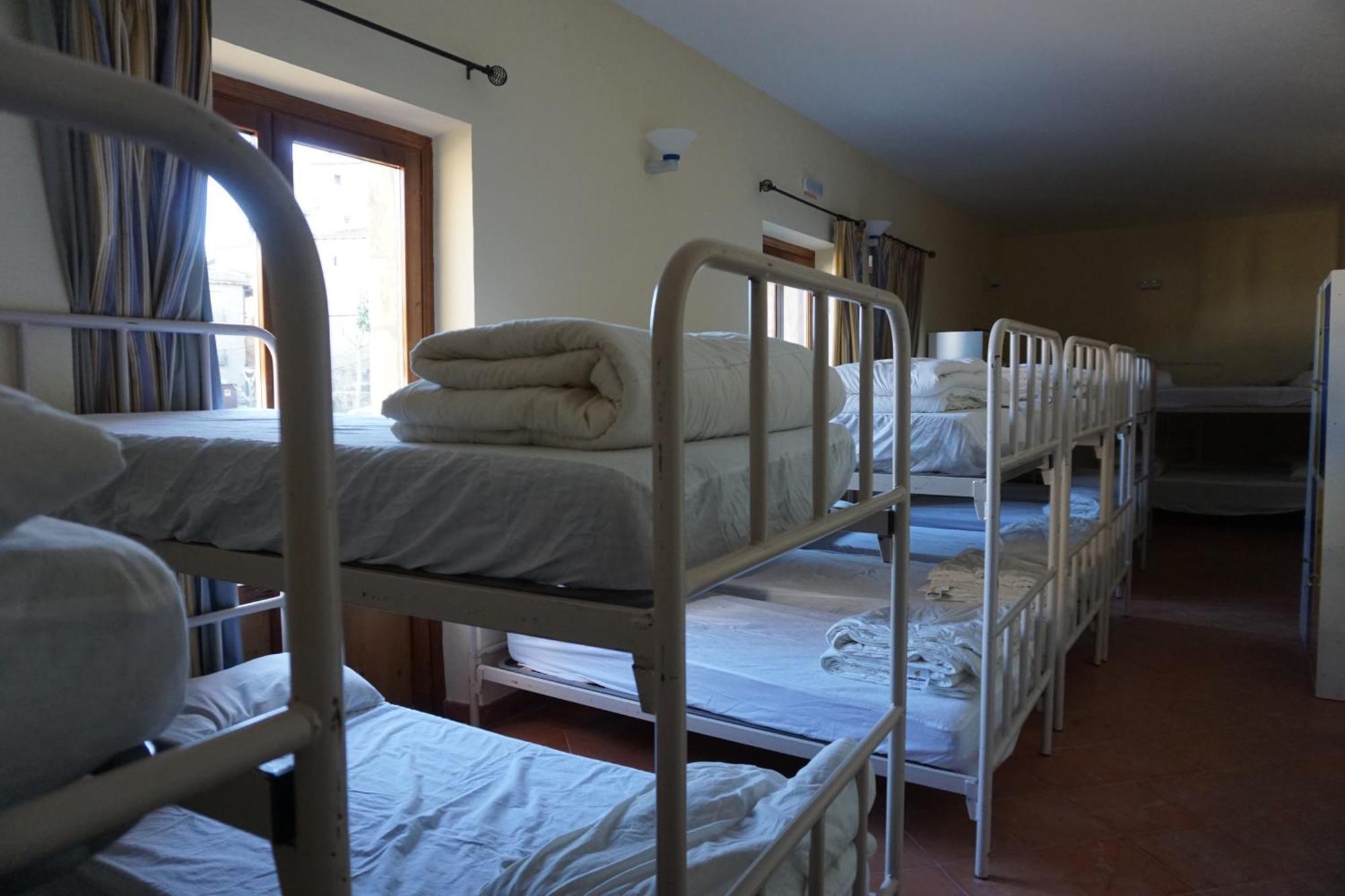 Albergue De Sos Del Rey Catolico Bagian luar foto